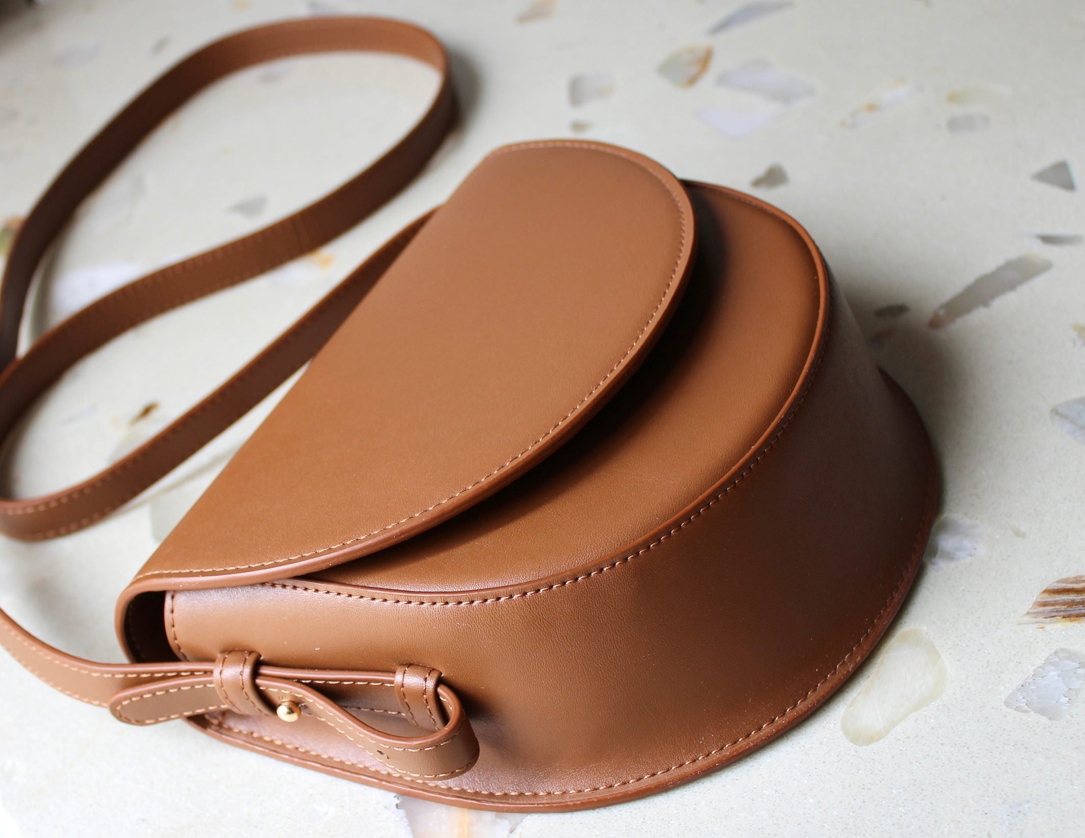 Handtasche Coco aus Apfelleder - cognac