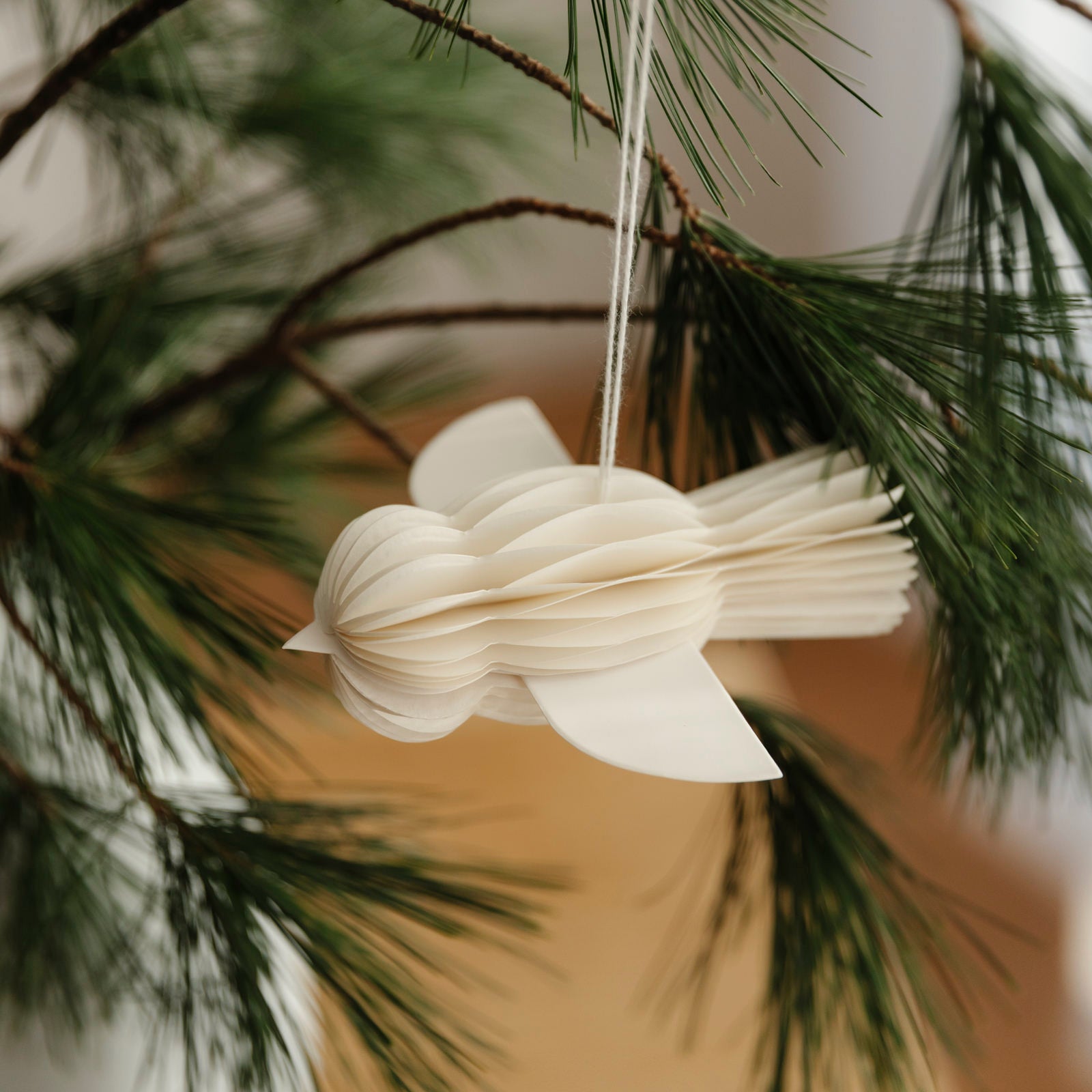 Papieranhänger Honeycomb Vogel - weiß